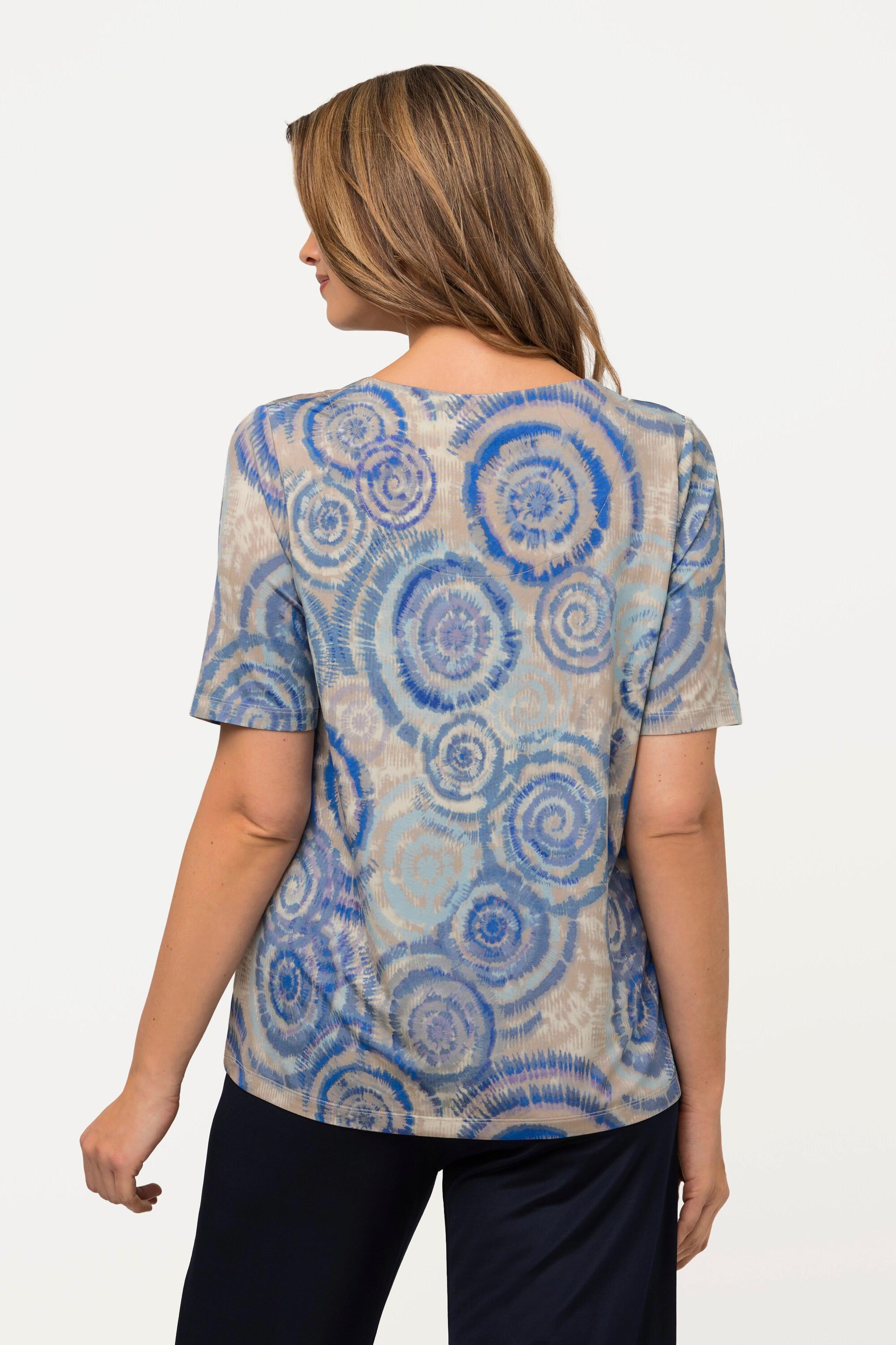 Ulla Popken  T-shirt fluide à imprimé batik, col V et manches courtes 