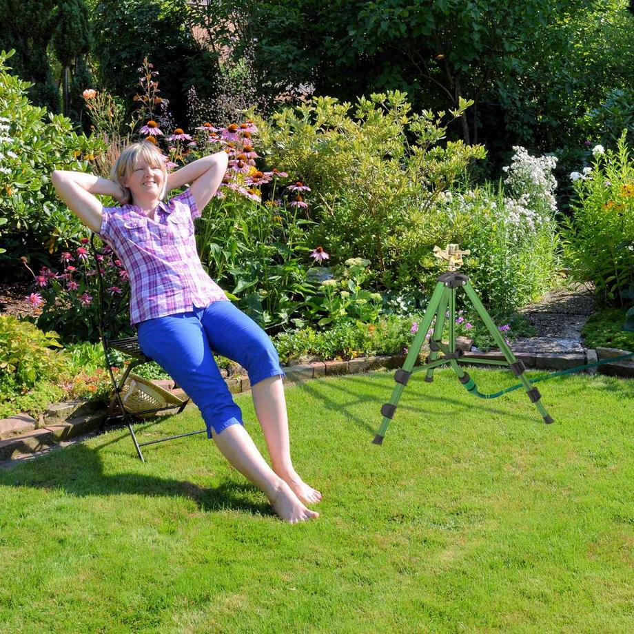 B2X  Grüner Sprinkler mit Metallständer 