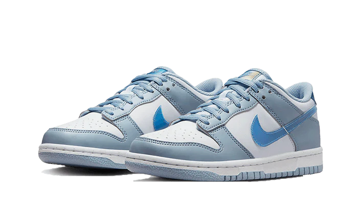 NIKE  Dunk Low Hologram 