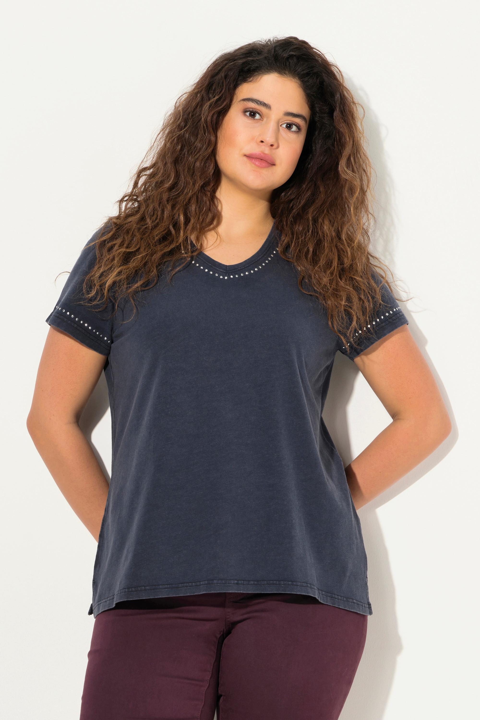 Ulla Popken  T-shirt con tintura a freddo, applicazioni, scollo a V e mezze maniche 