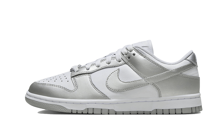 NIKE  Dunk Low Metallic Silver 