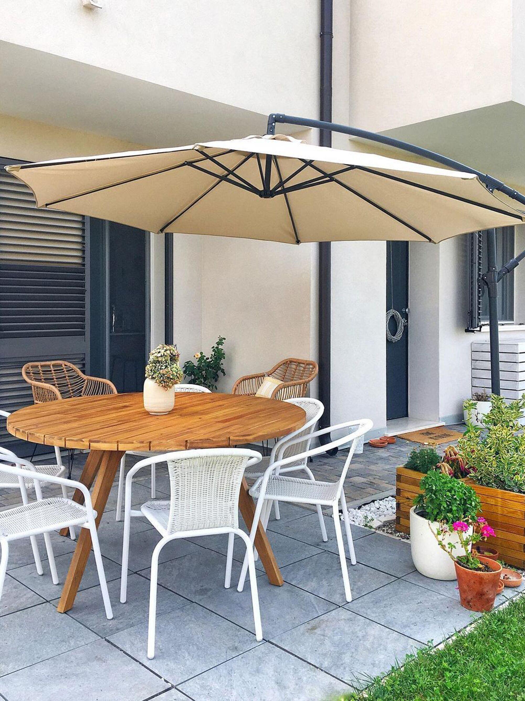 Beliani Ombrellone a sbalzo en Tessuto RAVENNA  