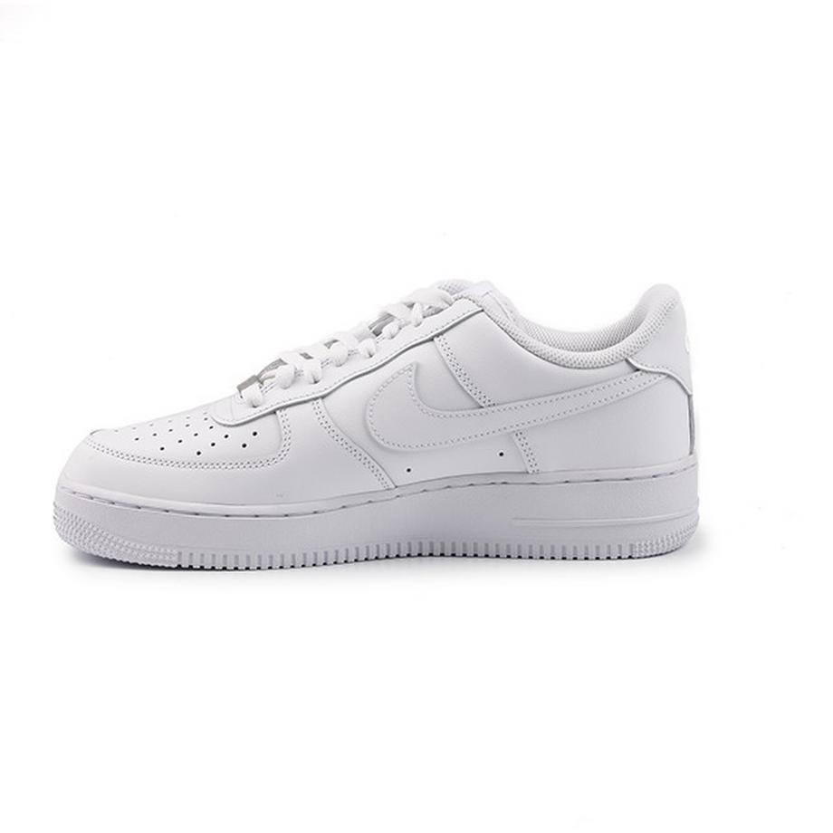 NIKE Air Force 1 07 Low Sneakers  