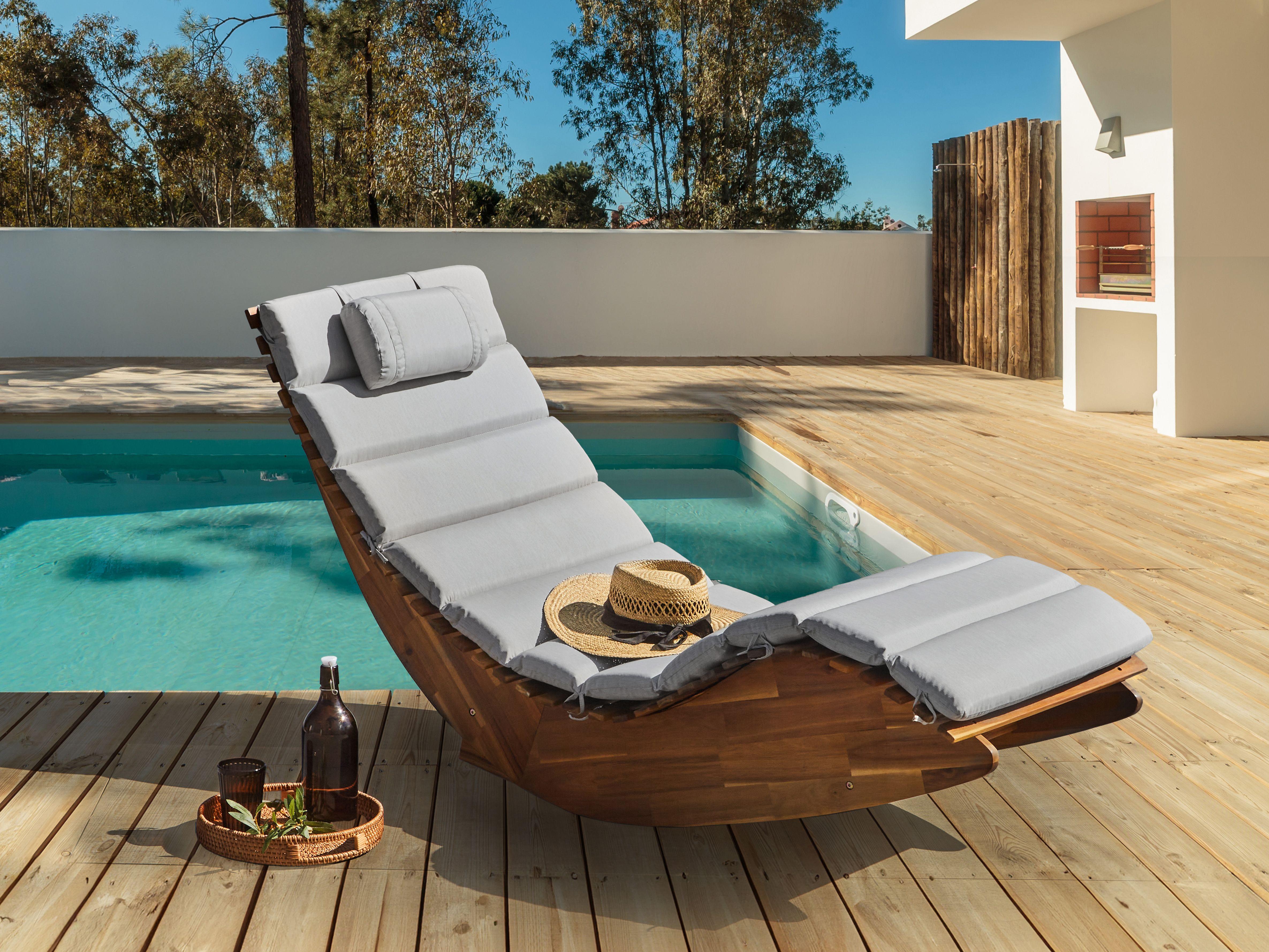 Beliani Lettino Prendisole con Cuscino en Legno d'acacia Classico BRESCIA PREMIUM  