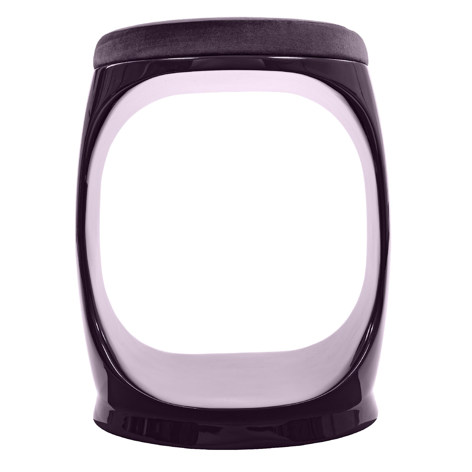 Softicated Hocker, Signet Ring, Aubergine  