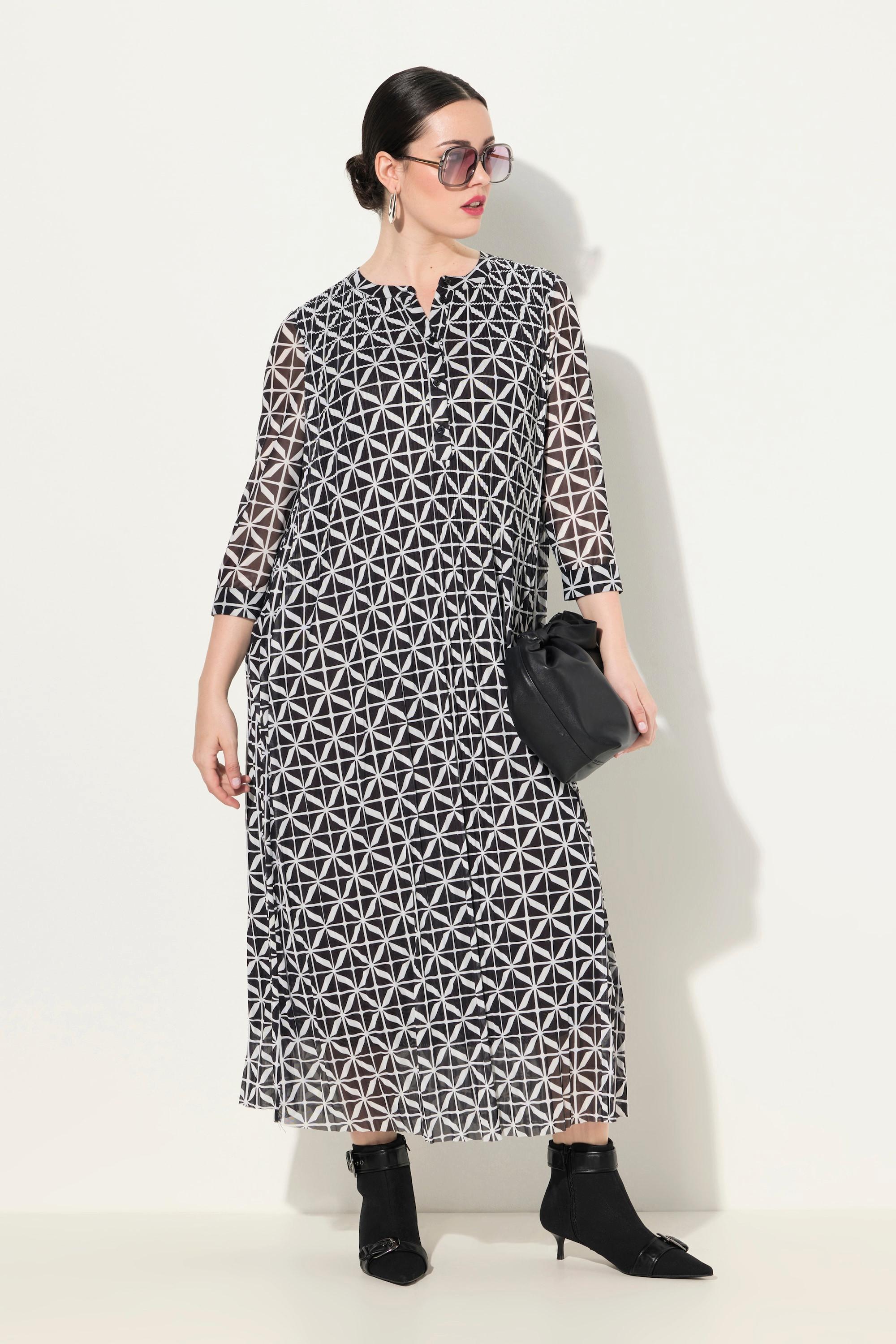 Ulla Popken  Robe maxi en mesh, doublée. Décolleté rond et manches 3/4. 