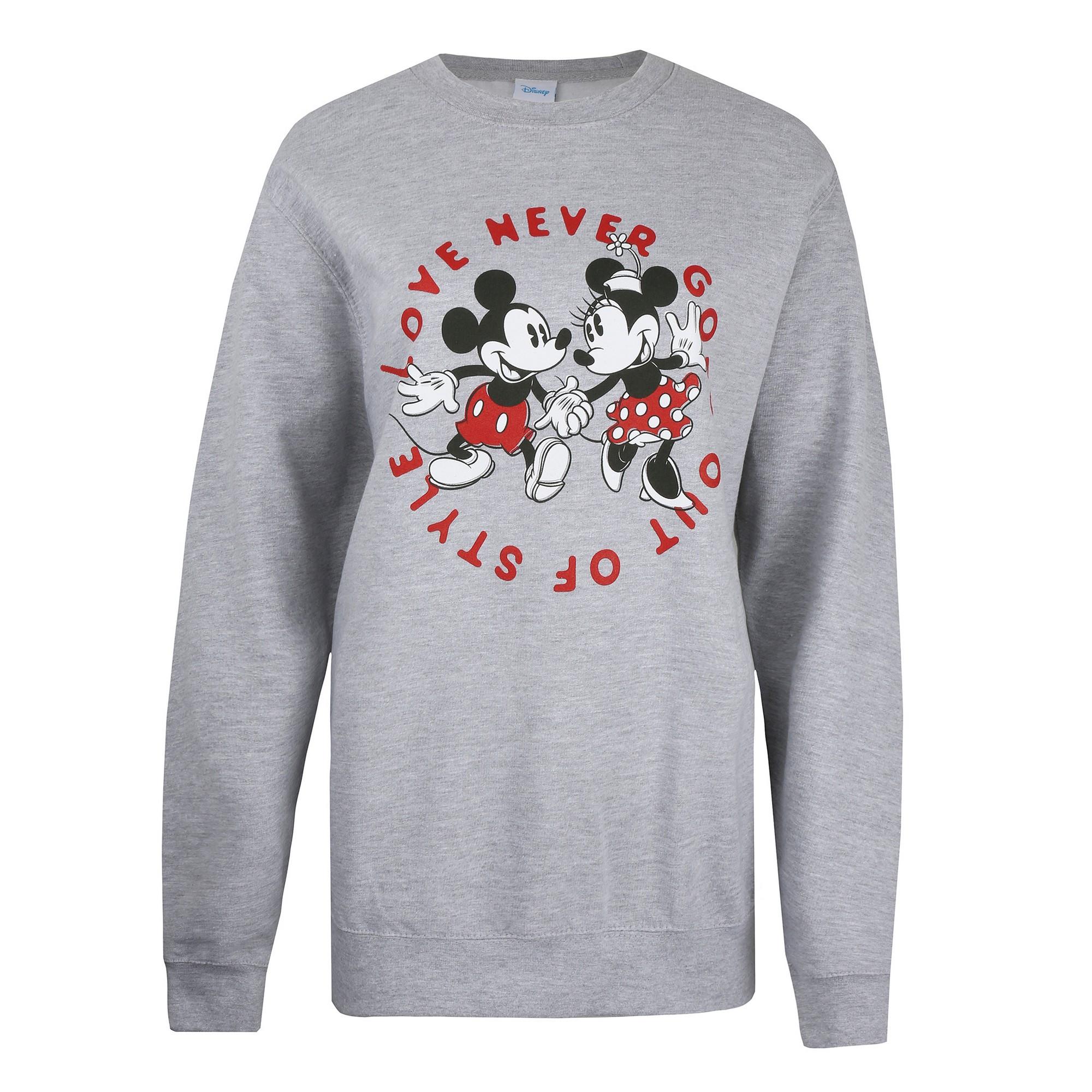 Disney  Love Never Goes Out Of Style Sweatshirt Rundhalsausschnitt 