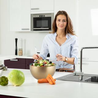 Northix Bol de service en acier inoxydable 20 cm  