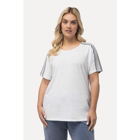 Ulla Popken  T-shirt avec broderies et épaules smockées, col rond et manches courtes 