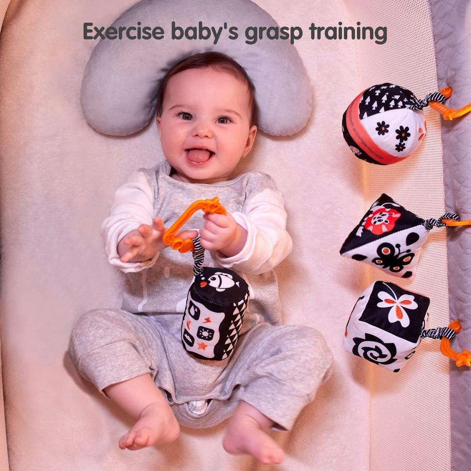 Activity-board  Kontrastreiches Babyspielzeug, Kinderwagenspielzeug für Autositz Baby Plüschrasseln Ringe Hängespielzeug 