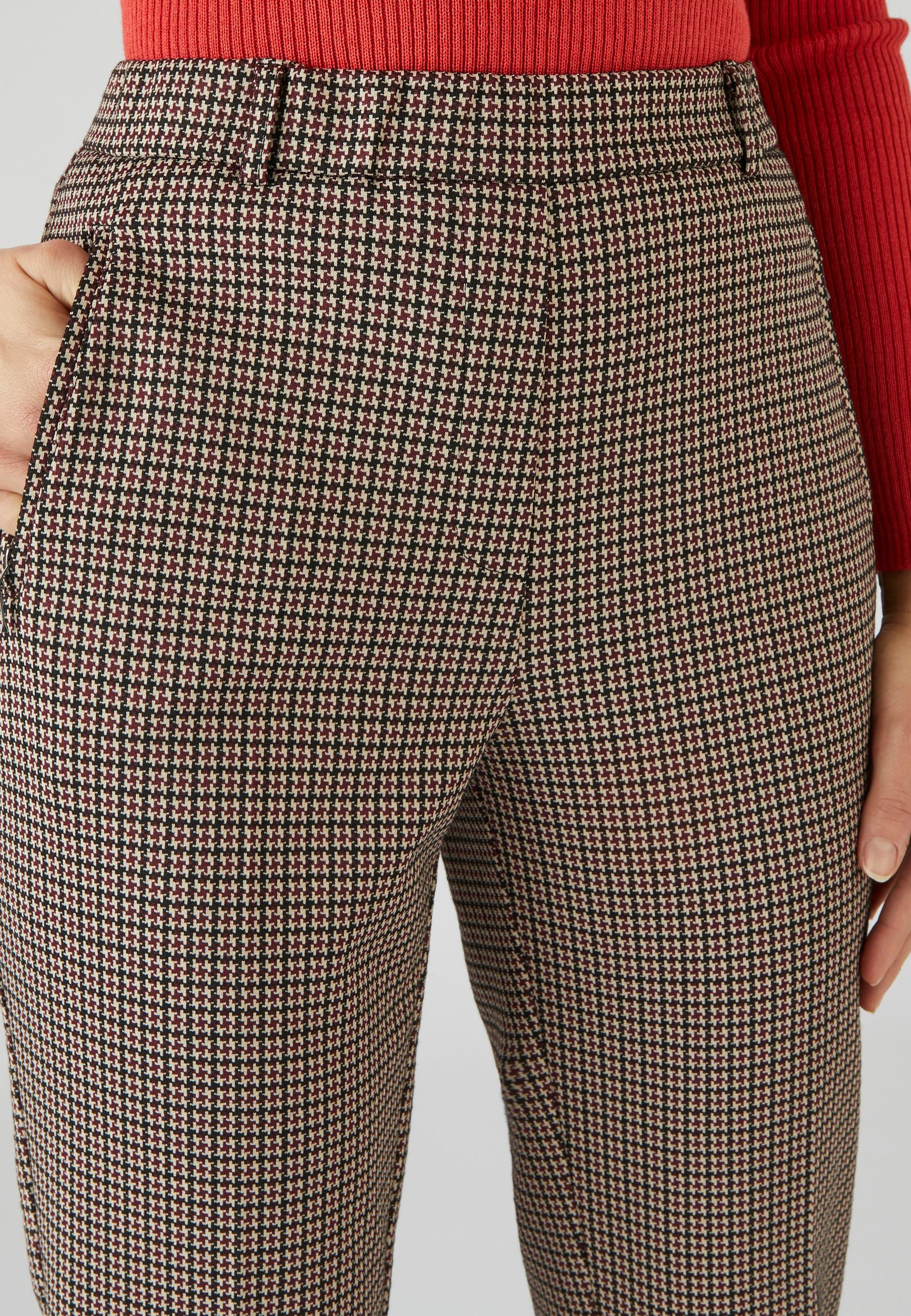 Damart  Pantalon 7/8ème maille milano stretch. 