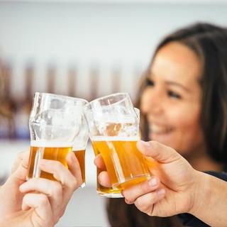 Geschenkidee  Livraison de bière avec 12 bières suisses (pour 1 personne) 