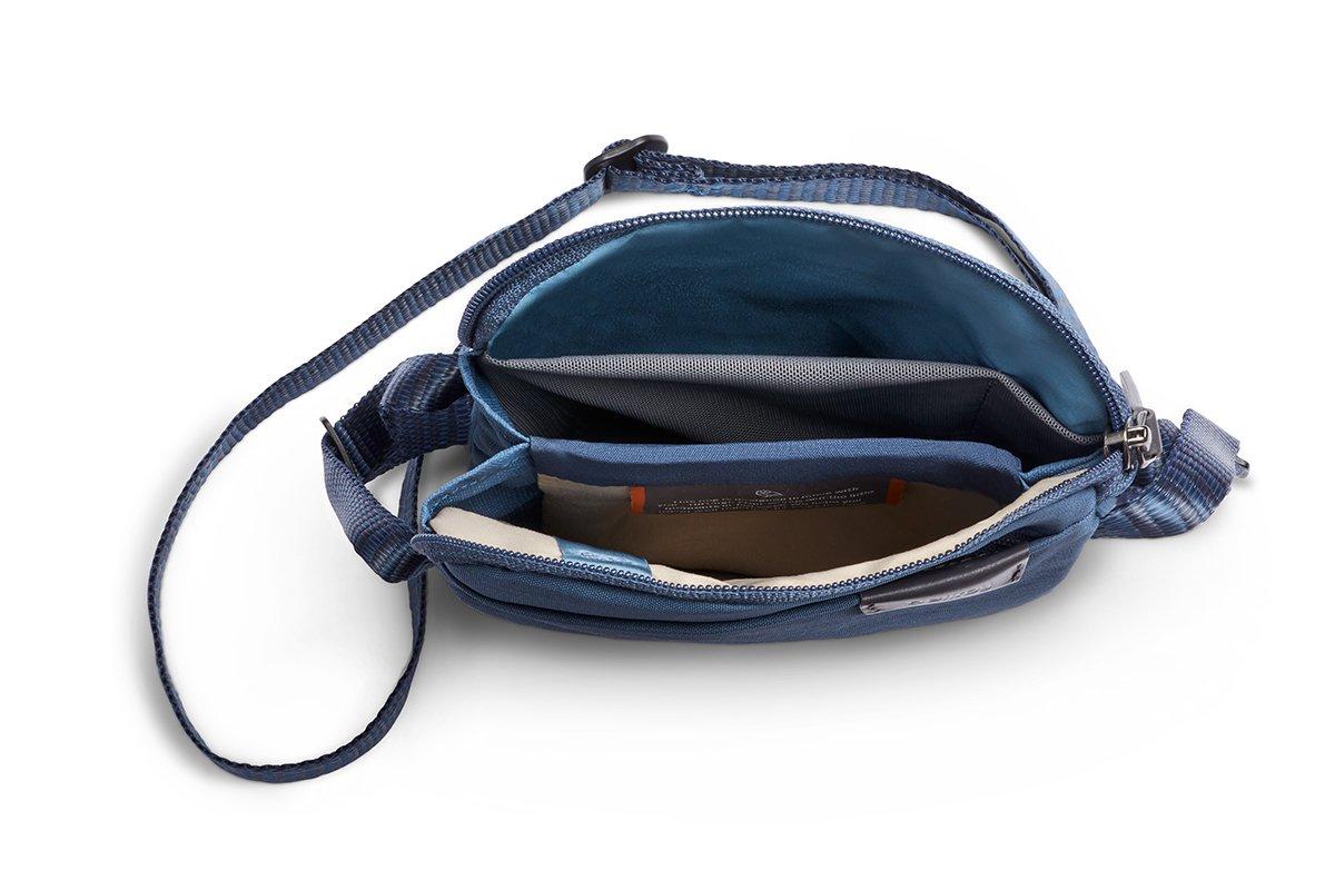 bellroy City Pouch Marineblue  
