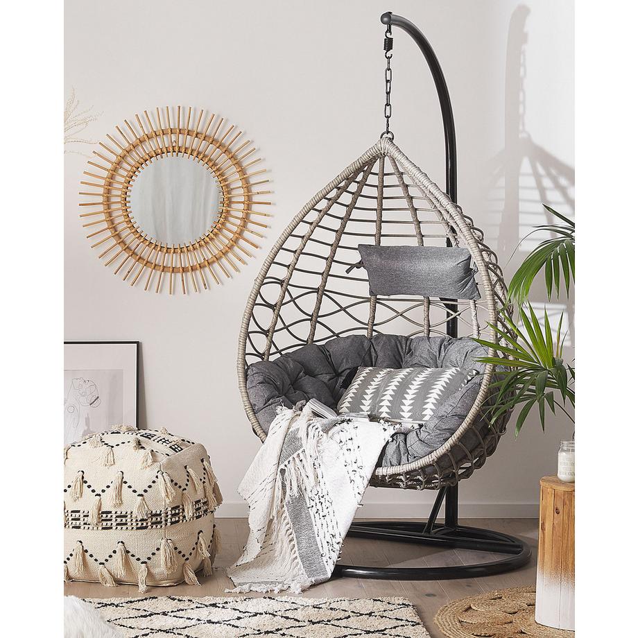 Beliani Hängesessel mit Gestell aus PE Rattan  ARSITA  