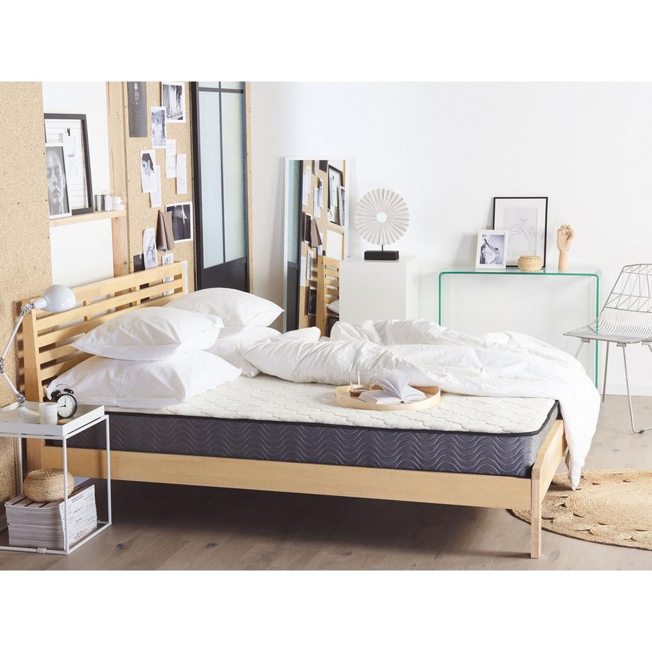 Beliani Materasso a molle insacchettate en Molle insacchettate BLISS - Medio  