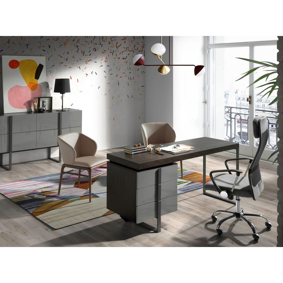 ANGEL CERDA Chaise en similicuir vison foncé  