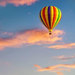 Geschenkidee  Ballonfahrt über Gstaad (für 2 Personen) 