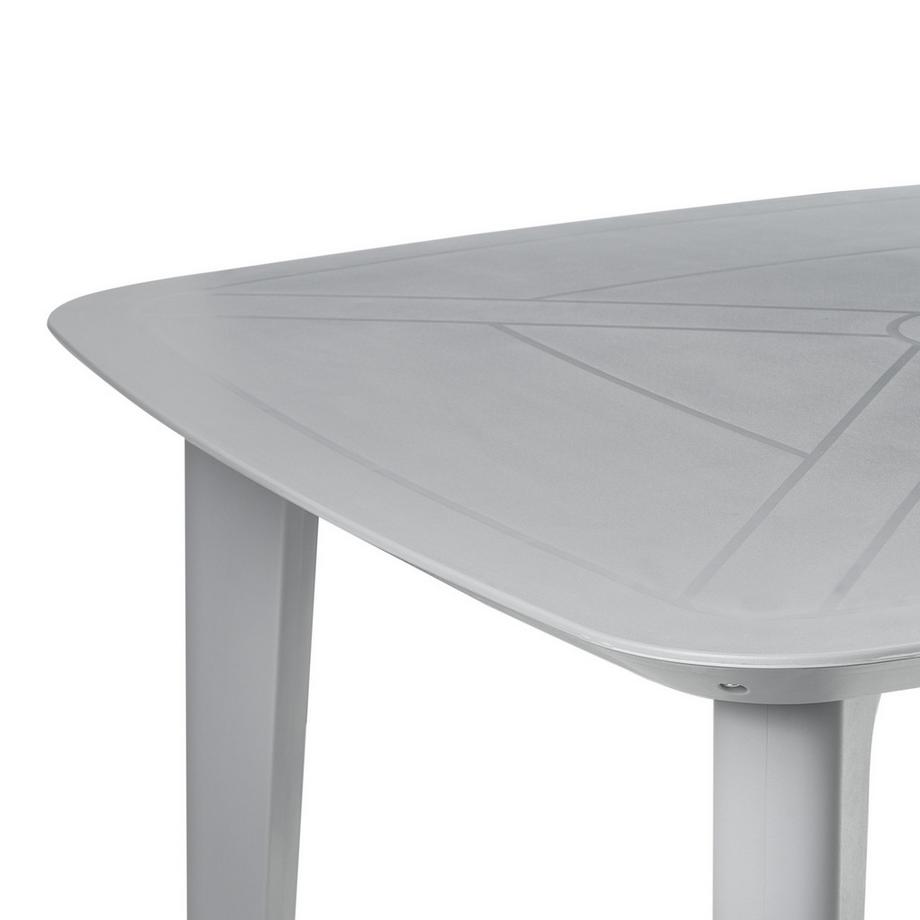 Beliani Gartentisch aus ABS (robuster Kunststoff) Mediterran SORICO  