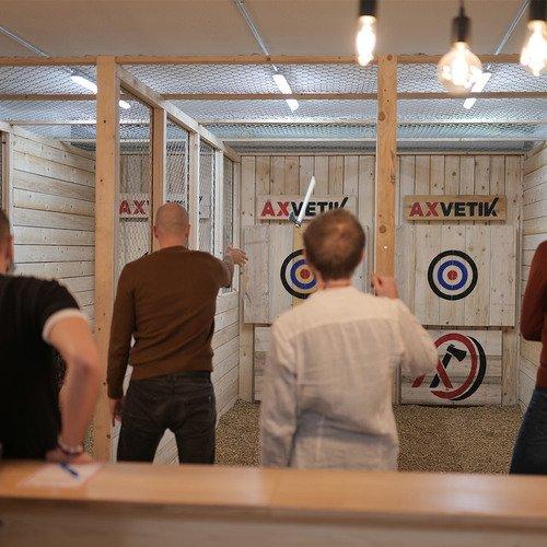 Image of Axtwerfen In Genf (für 1 - 3 Personen) Unisex