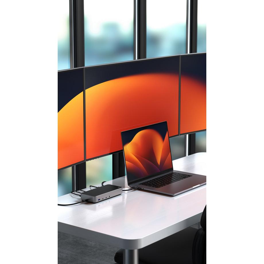 SATECHI  Triple 4K Display Docking Station mit 12 Ports 