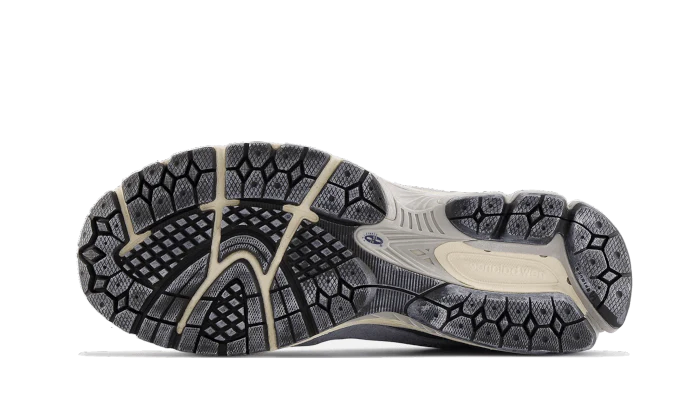 Image of 2002r Protection Pack Light Arctic Grey Purple Herren Blau 41.5