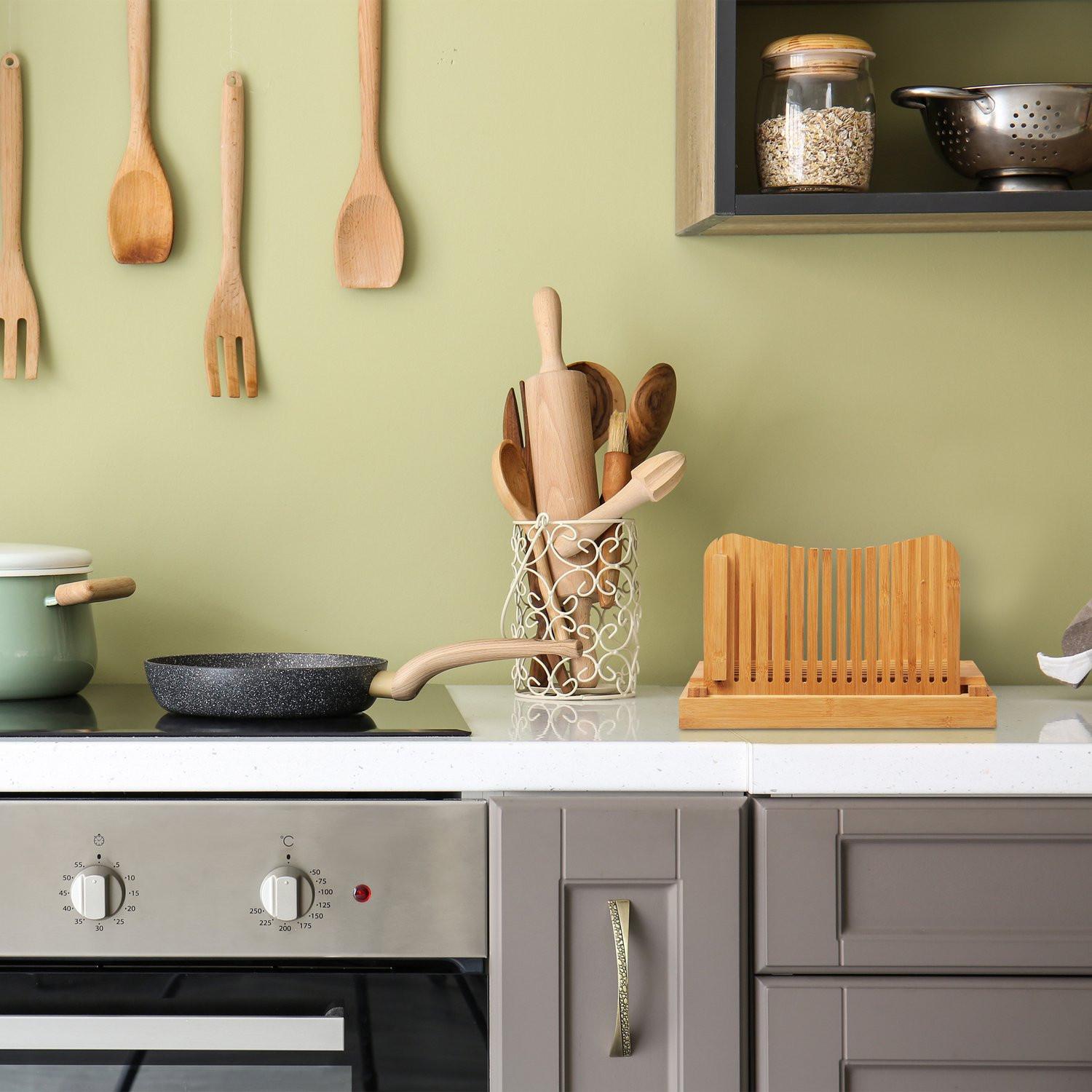 B2X Coupe-pain en bambou  