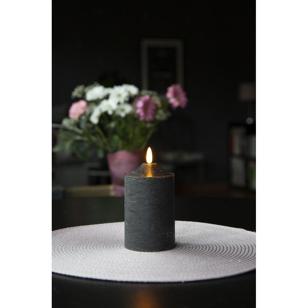 Star Trading LED-Kerze Pillar Kerze Schwarz 7.5 cm x 15 cm, Schwarz  