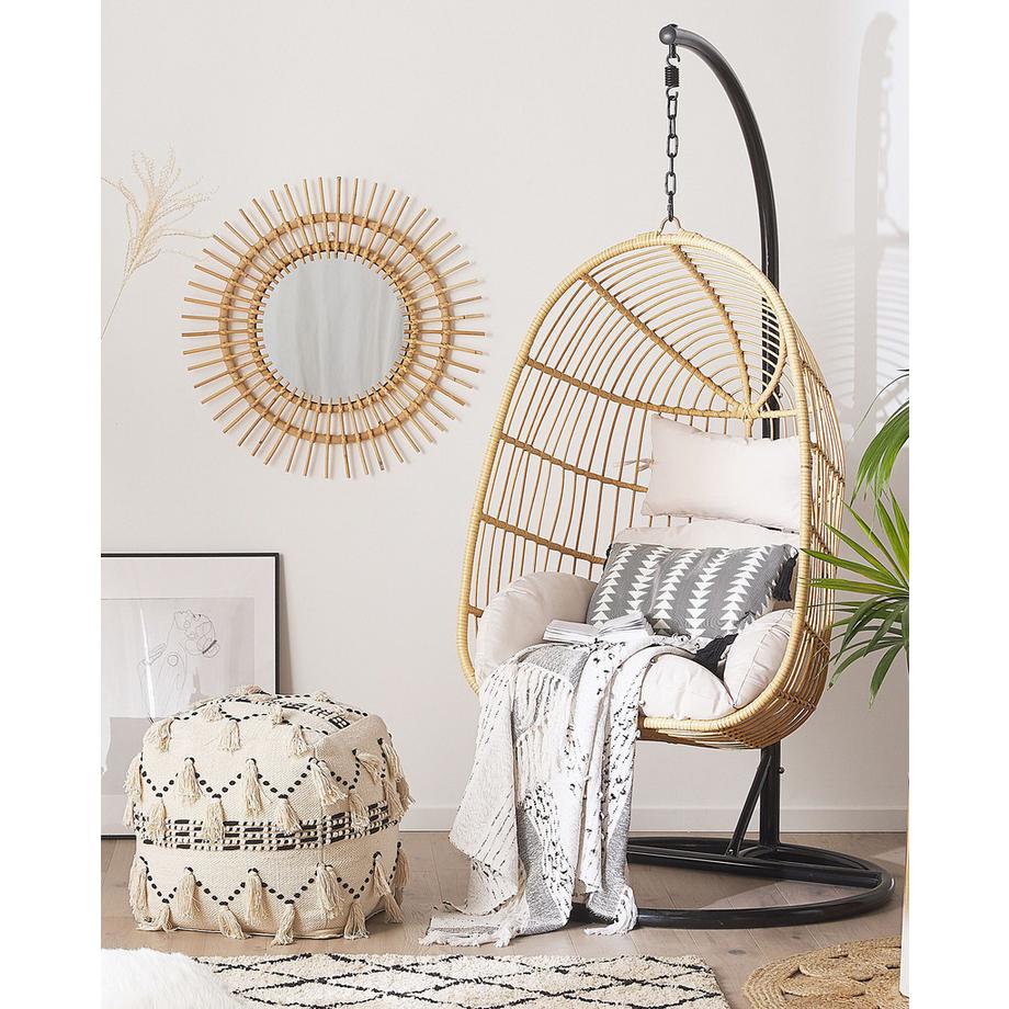 Beliani Hängesessel mit Gestell aus PE Rattan Retro CASOLI  