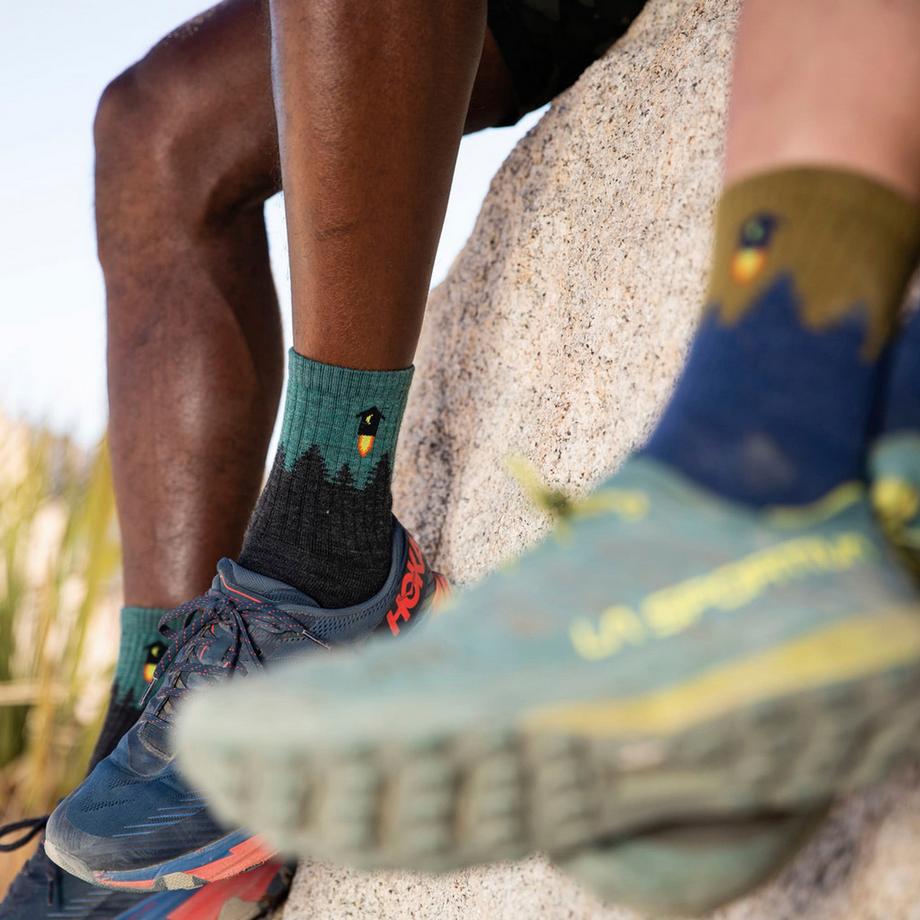 Darn Tough Vermont  Darn Tough Chaussettes Homme Mi-Mollet Randonnée Mérinos Sans Couture 