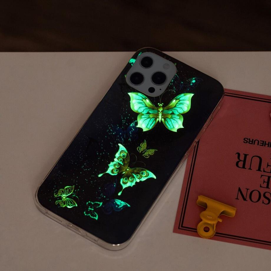 Cover-Discount  iPhone 15 Pro Max - Nachtleuchtende Silikon Hülle 