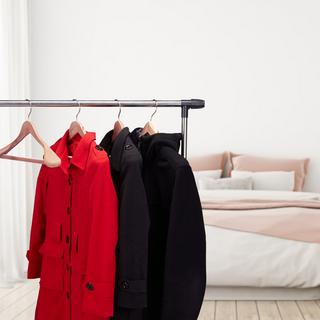 B2X Kleiderbügel aus Zedernholz im 5er-Set  