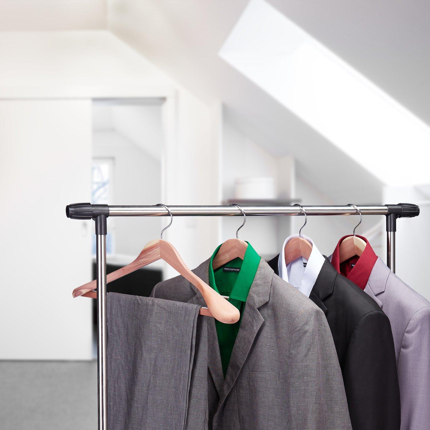 B2X Kleiderbügel aus Zedernholz im 5er-Set  