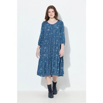 Abito dal taglio svasato con fiori, scollo a V e maniche a 3/4