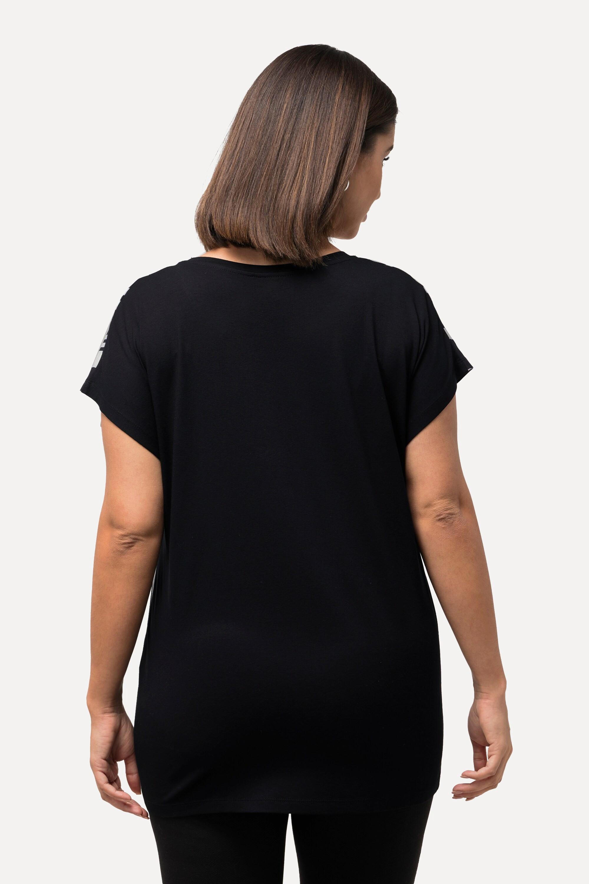 Ulla Popken  T-shirt dal taglio oversize con mix di righe, scollo a girocollo e mezze maniche 