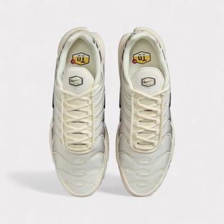 NIKE  Air Max Plus - Light Orewood 