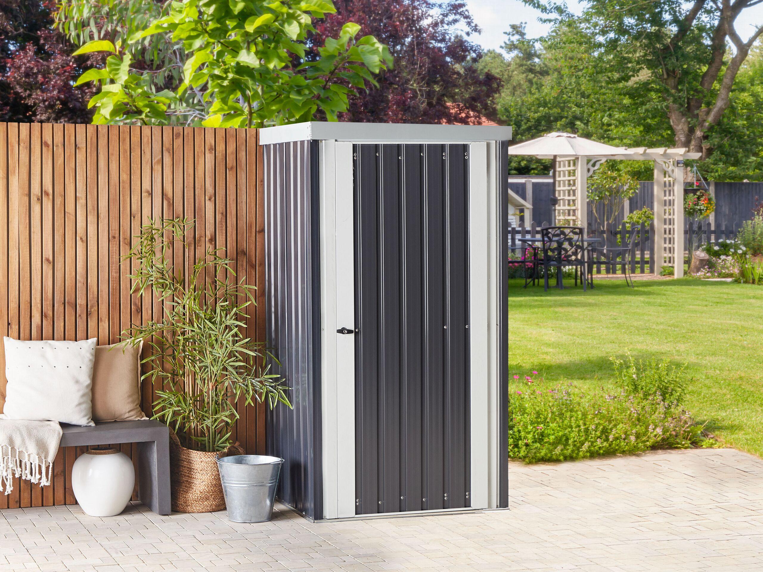 Beliani Capanno per gli attrezzi en Acciaio UMBRIA  