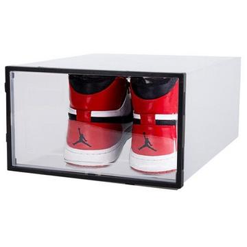 Boîte à chaussures avec ventilation