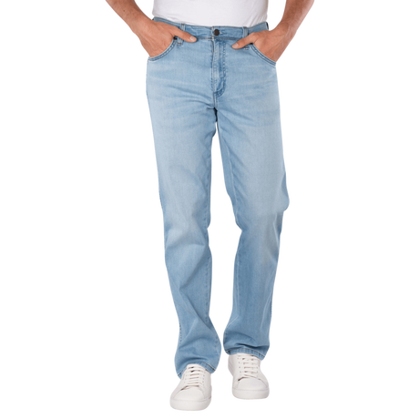 Wrangler Texas Regular Straight Fit Jeans  