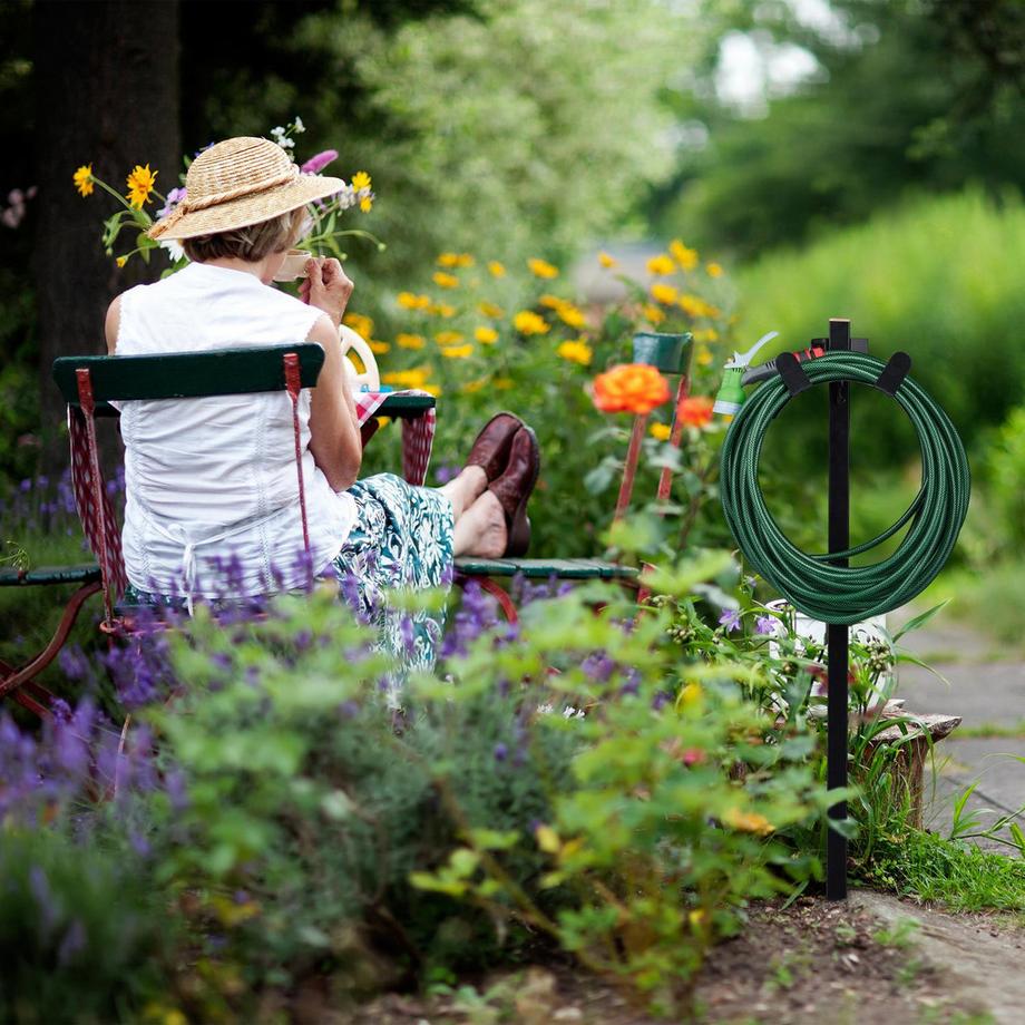 B2X  Freistehender Schlauchhalter 