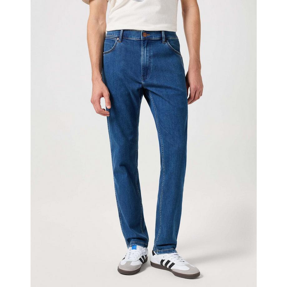 Wrangler River Regular Tapered Fit Jeans  