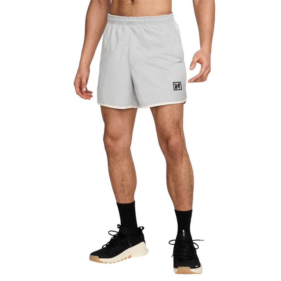 NIKE Heritage Laufshorts  