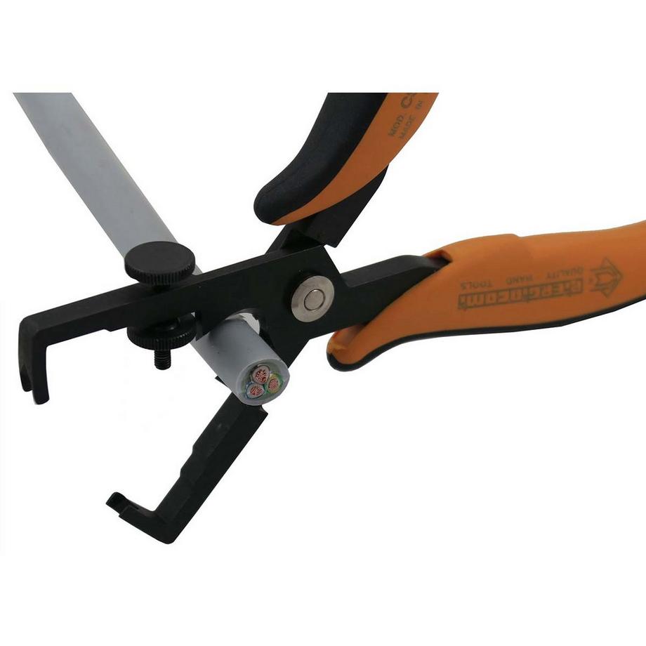 Piergiacomi  Outil polyvalent 