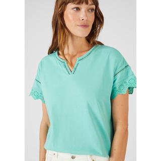 Damart  Tee-shirt broderies anglaises en pur coton biologique. 