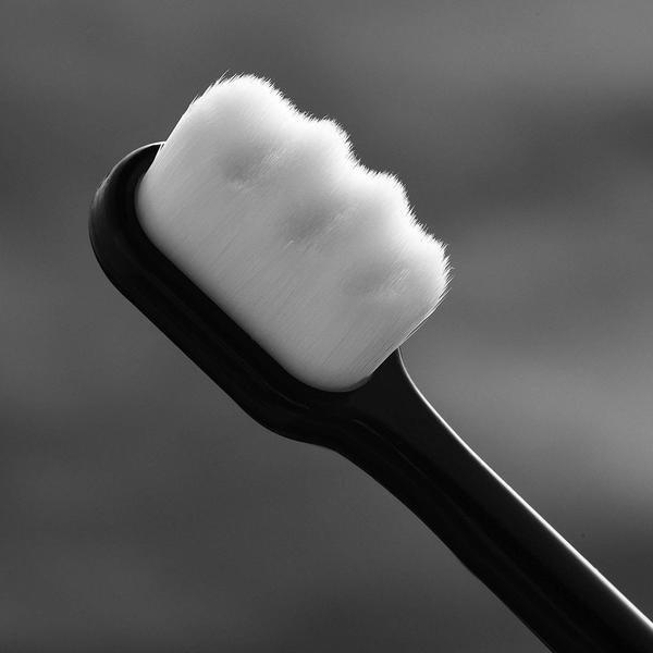 B2X  Brosse à Dents Extra Douce 