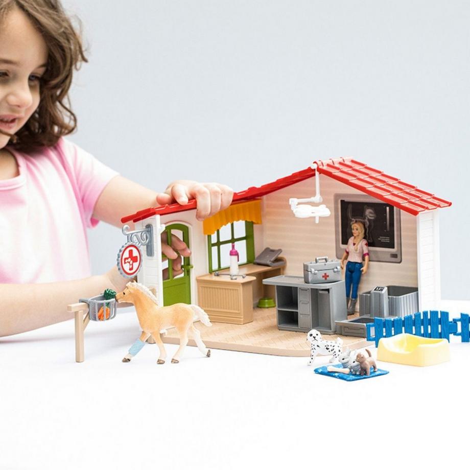 Schleich  Schleich Boerderij - Dierenartspraktijk Met Dieren 42502 