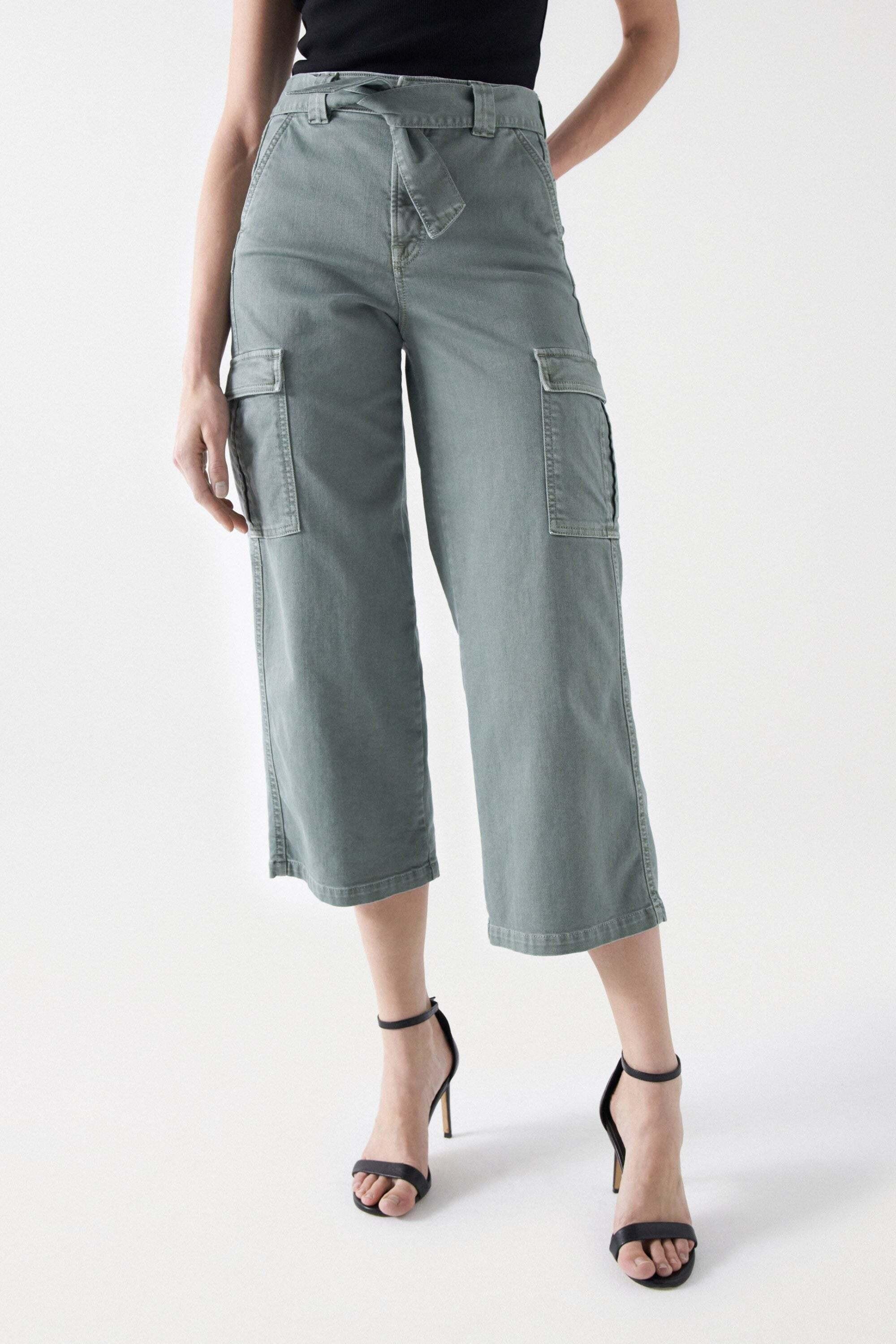 Image of Jeans Cargo Faith In Colour Damen Dunkelgrün W31