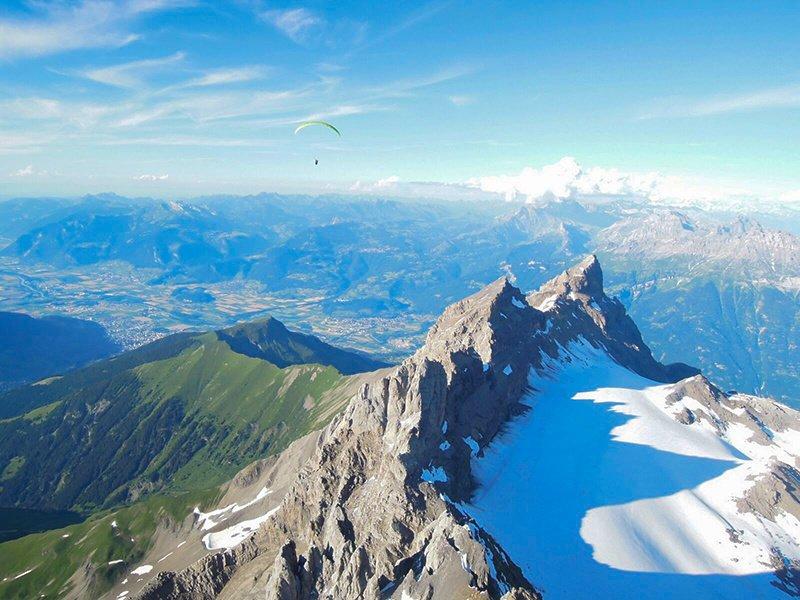 Smartbox  Sensazionale volo in parapendio di 30 minuti a Val-d'Illiez, nel Canton Vallese - Cofanetto regalo 