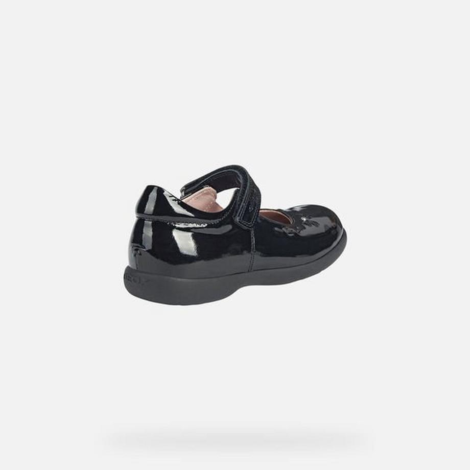 GEOX Naimara Ballerine con Cinturino in Pelle Verniciata  