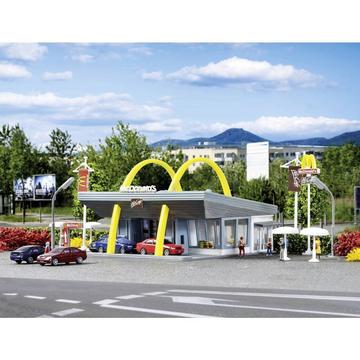 Restaurant rapide N McDonald's avec McDrive