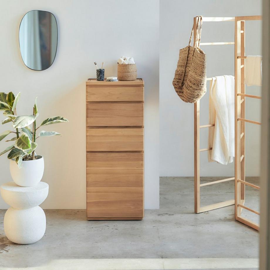 Tikamoon Hochschrank Nino aus massivem Teakholz  